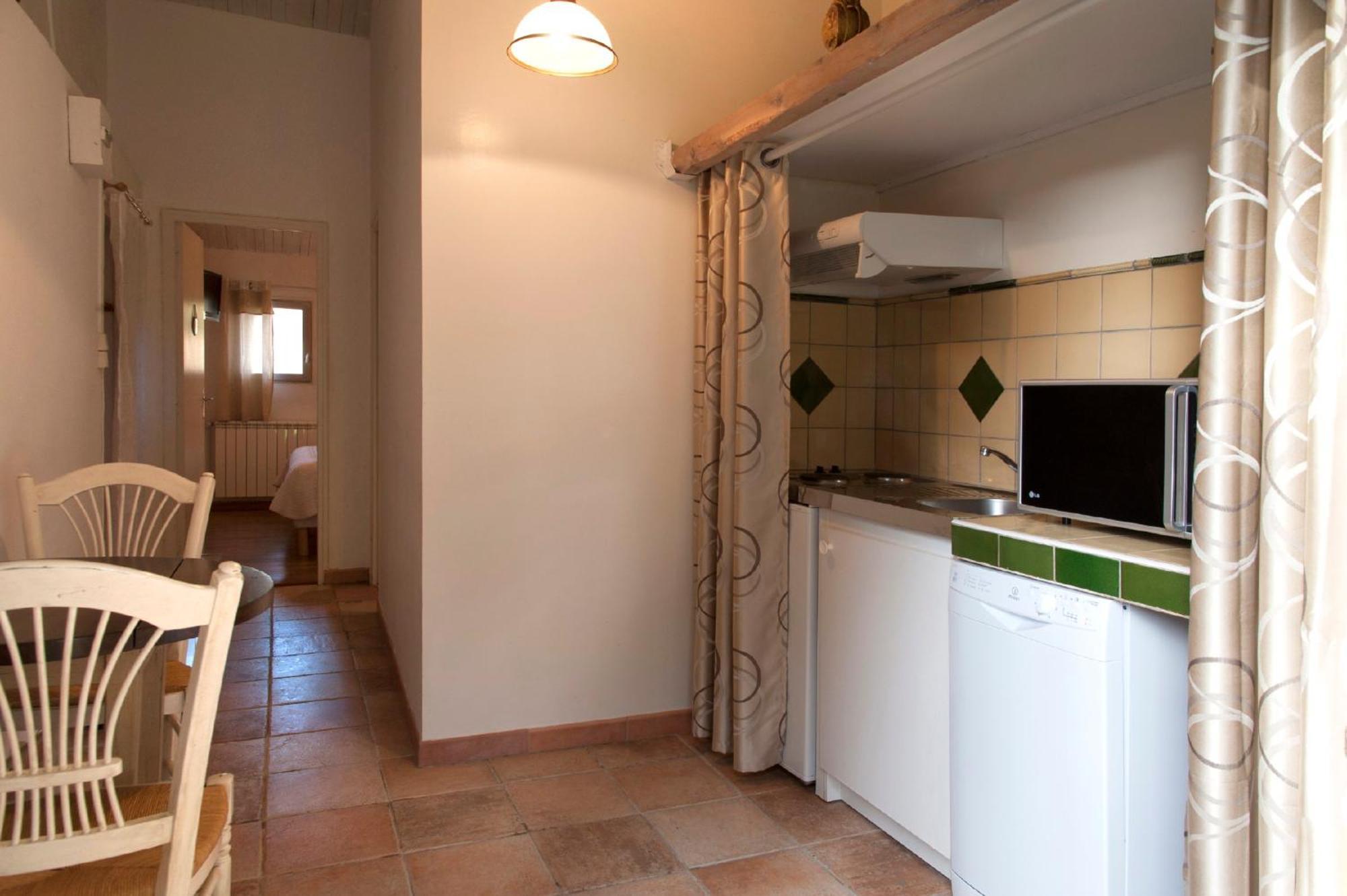 Bed and Breakfast Ecuries Sainte Croix Carcassonne Exterior foto
